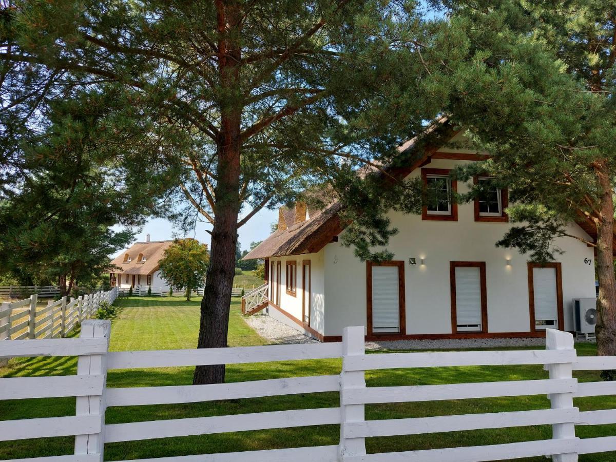 Greyowka Dom Kryty Strzecha W Gardna Park Villa Czysta Exteriör bild